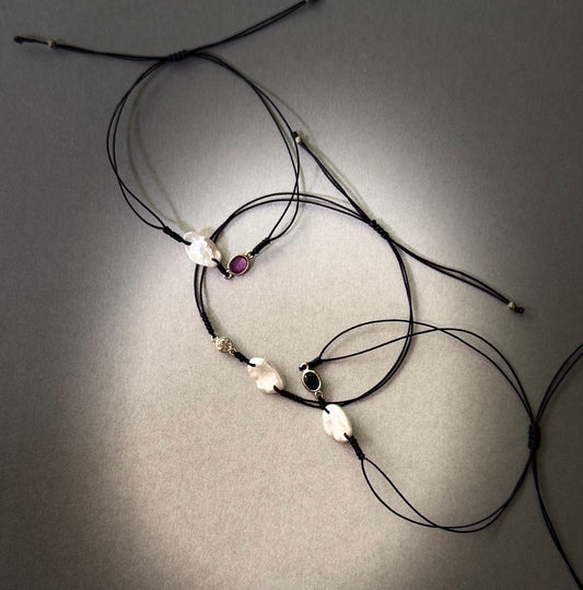 Pulseras Perla Keshi y Zafiro